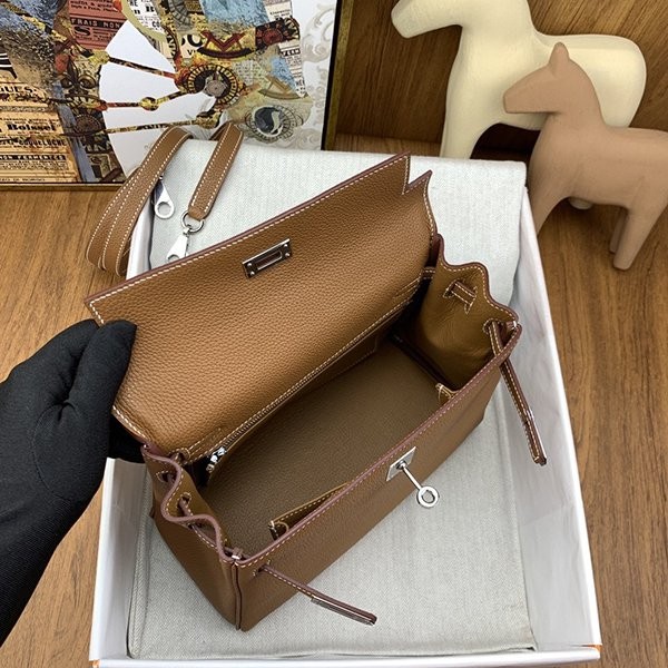 注目度抜群!エルメス ケリー 25 コピー シルバー金具 erm56046