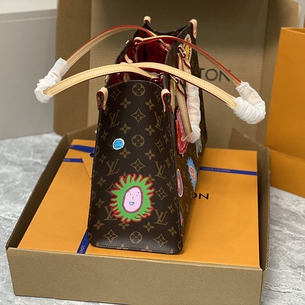 すぐ届ルイヴィトン 草間彌生コラボ オンザゴー 偽物 MM モノグラム