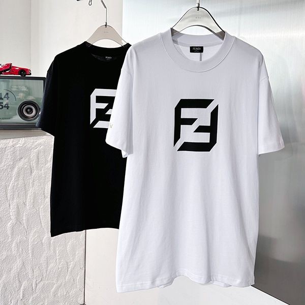 ★安心フェンディ スパンコール ロゴ Tシャツ コピー 2色 feu42766