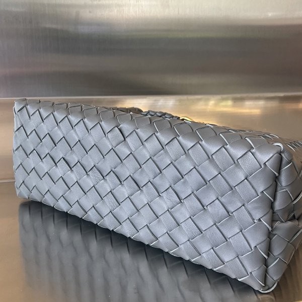 ボッテガヴェネタ Andiamo 偽物 レザー ショルダー バッグ bou09815