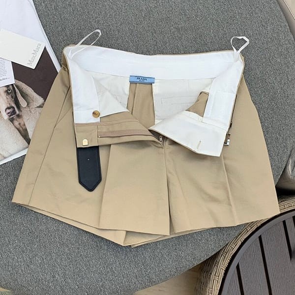 プラダ ウォッシュ加工 デニム ショートパンツ 偽物 P275GK