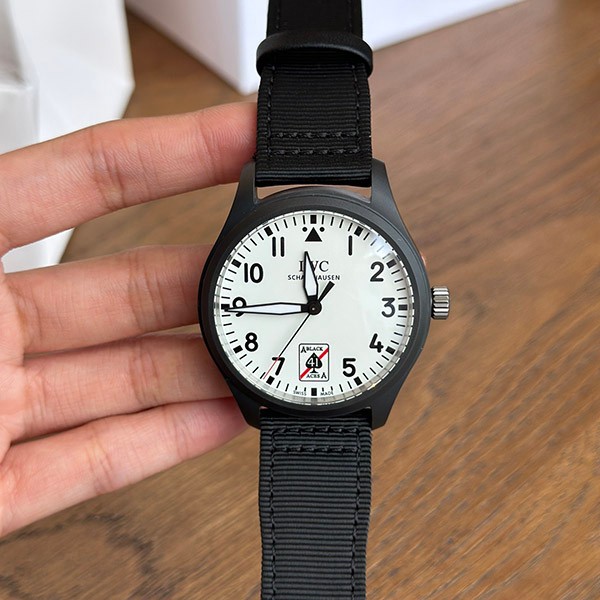 IWC コピー パイロットウォッチ オートマティック 41 ブラック