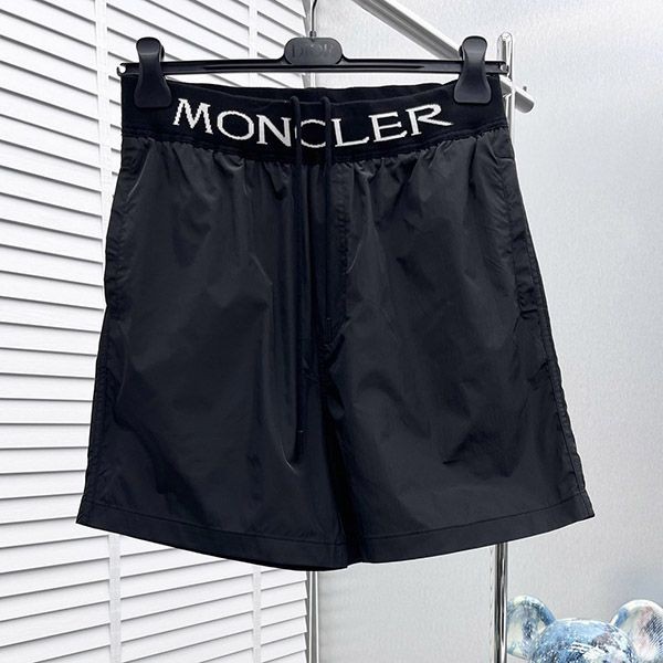 モンクレール ドローストリング 偽物 テクニカルショートパンツ moq47746