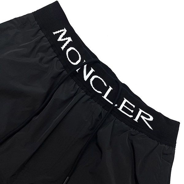 モンクレール ドローストリング 偽物 テクニカルショートパンツ moq47746