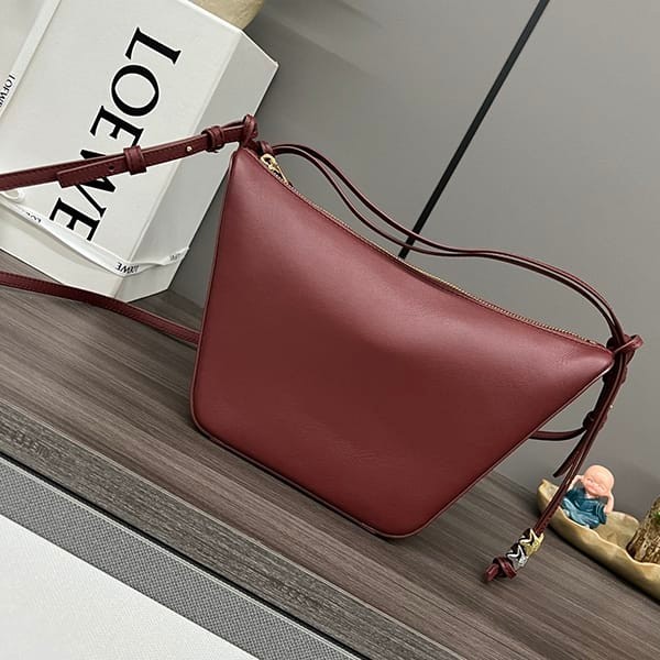 超希少!ロエベ スーパーコピー ハンモックショルダーバック log62567
