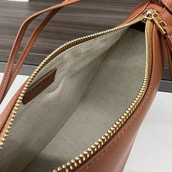 ★安心ロエベ スーパーコピー ハンモックショルダーバック lou76821