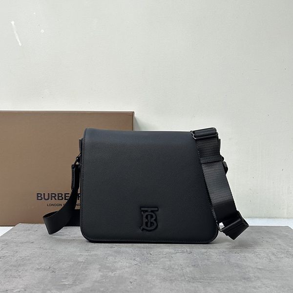バーバリー メッセンジャーバッグ コピー Bai79133