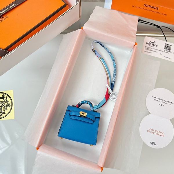 即発送 エルメス ケリー キュリオジテ チャーム キーホルダー eru11448