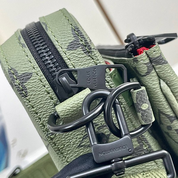 【マルチに使える】ルイヴィトン トリオ・メッセンジャー M23783