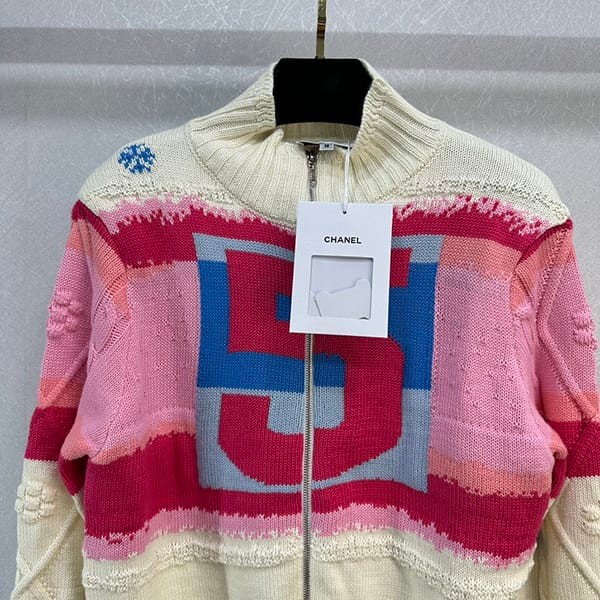 ★日本!!人気!シャネル 偽物 タートルネック ジャカードニットセーター shl33707