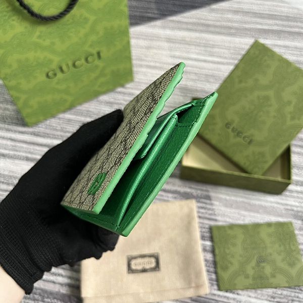 超希少!注目度抜群!グッチ GGスプリーム 二つ折り財布 偽物 guq39759