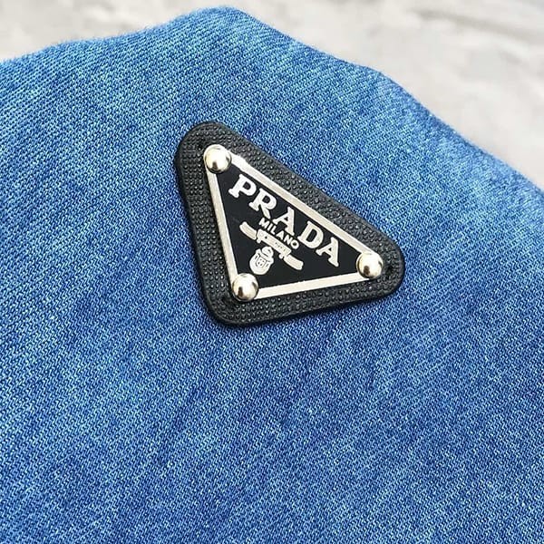 プラダ 偽物 Padded denim shirt キルティングデニムシャツ puc52105