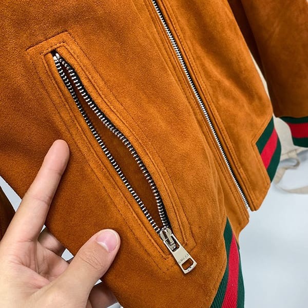 グッチ スーパーコピー ロゴ ブローグレザー ボンバージャケット gus25761