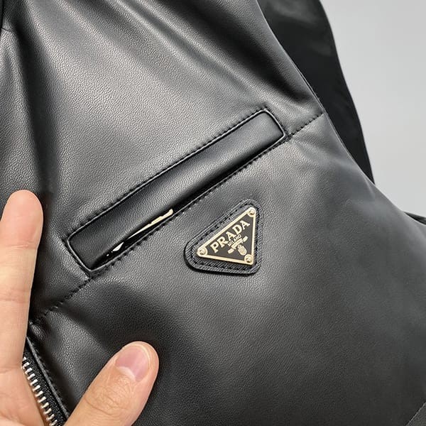 激安価格!プラダ コピー カシミヤ ショート ダウンベスト レザー pum72430