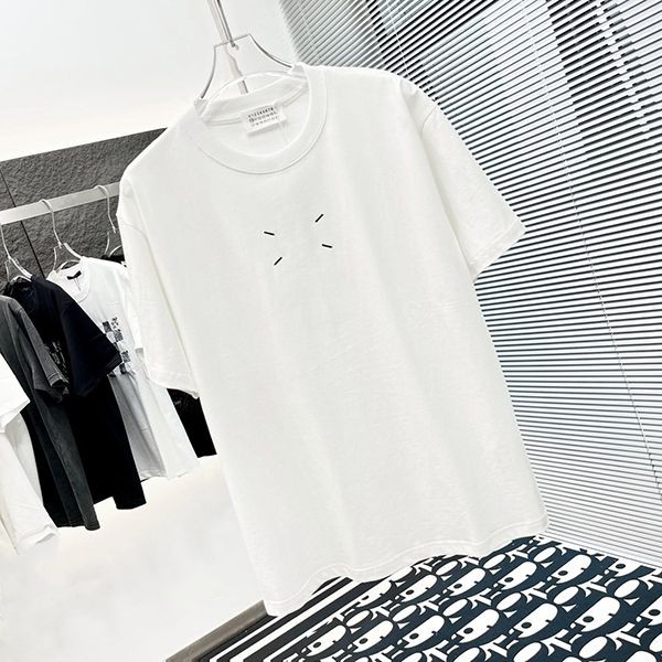 メゾンマルジェラ Tシャツ コピーロゴ バックカレンダープリント