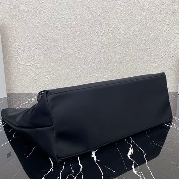 プラダ★Re Nylon xサフィアーノレザー トートバッグ 偽物 puq35309