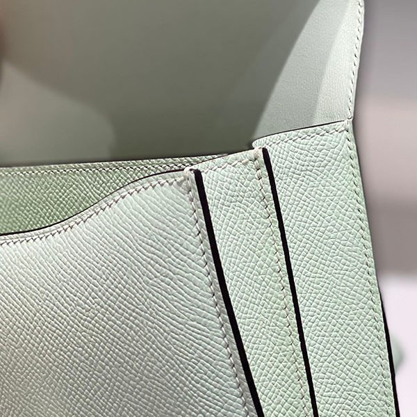 エルメス 偽物 コンスタンス ミニ18 ミラー付き シルバー金具 eri69740