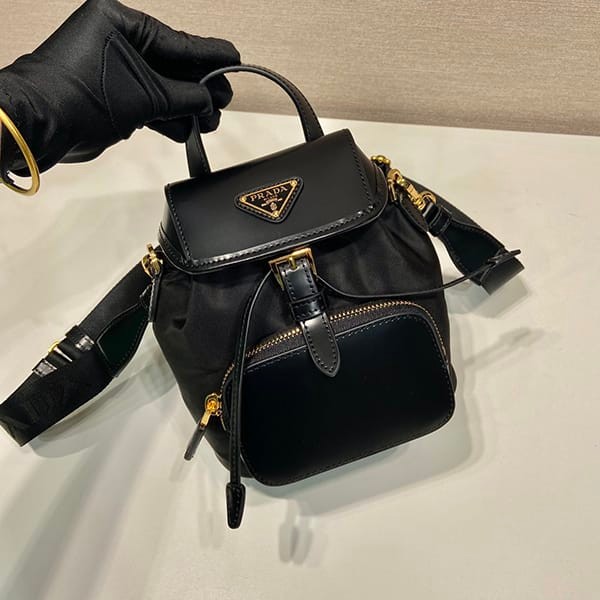 秋冬大セールプラダ Re-Nylon xブラッシュドレザー バックパック 偽物 puy13785