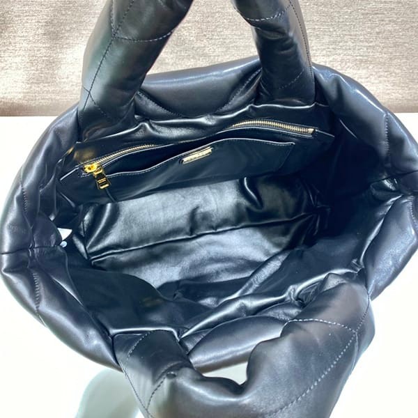 ギフトに最適プラダ パデッド リナイロン 偽物トートバッグ Re Nylon★ puk42669