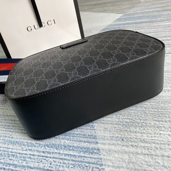 グッチ GGスプリーム キャンバス クロスボディバッグ コピー 574886K5RLN1095