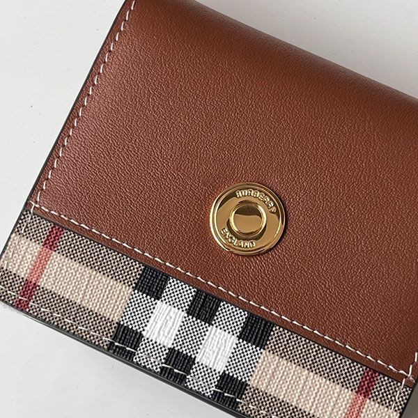 バーバリー スモール コピー ウォレット 二つ折り財布 Baj43367
