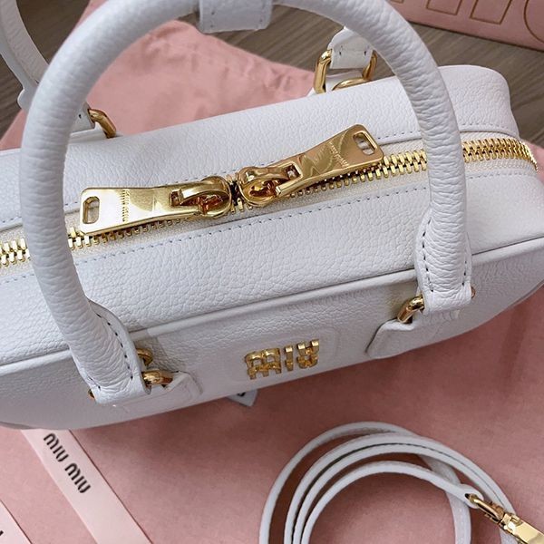 ミュウミュウ コピー レザー ロゴ ショルダー トップハンドルスモールバッグ myl08247