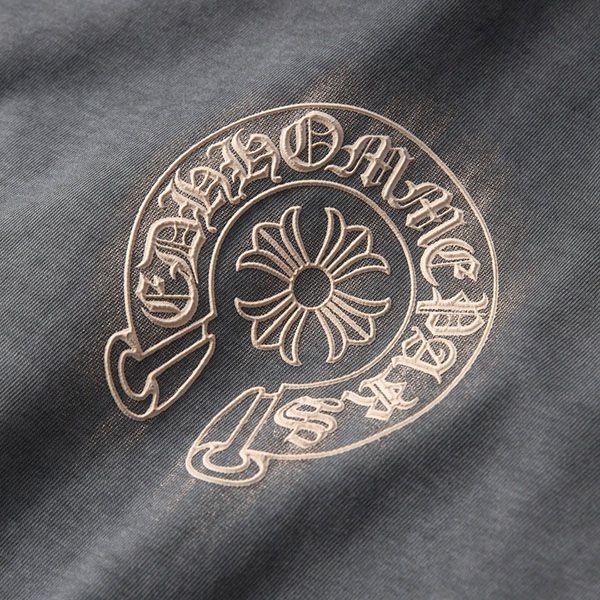 新デザイン クロムハーツ CH 偽物 ロゴTシャツ Kuj99525