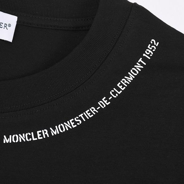 モンクレール ロゴレタリング 半袖Tシャツ フェイク moe54158