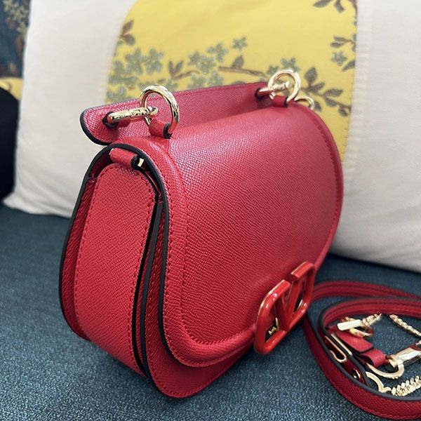 お洒落 ヴァレンティノ コピー V Logo Leather ショルダーバッグ Vuc53507