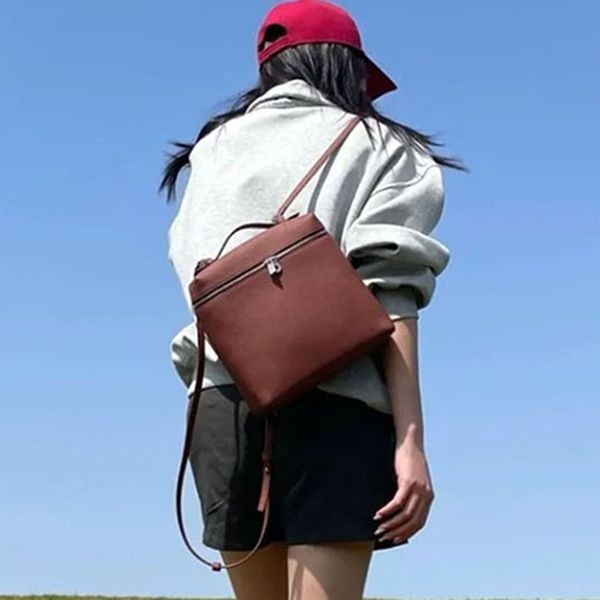 ロロピアーナ Extra Pocket バックパック L23.5 偽物 rol36099