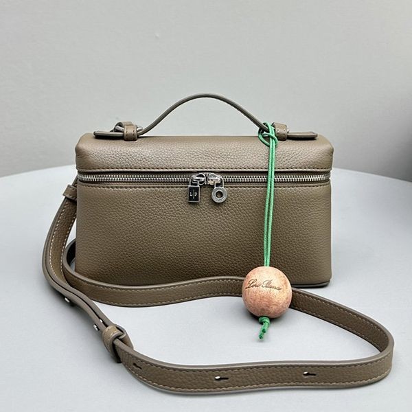 超希少!ロロピアーナ エクストラ ポケット ポーチ L19 パチモンショルダー バッグ rop81930