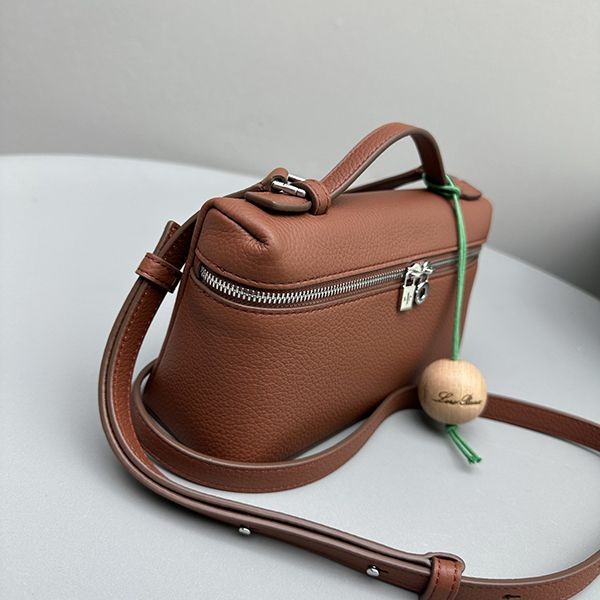 人気 ロロピアーナ エクストラ 偽物ポケット ポーチ L19 ショルダーバッグ roy43770