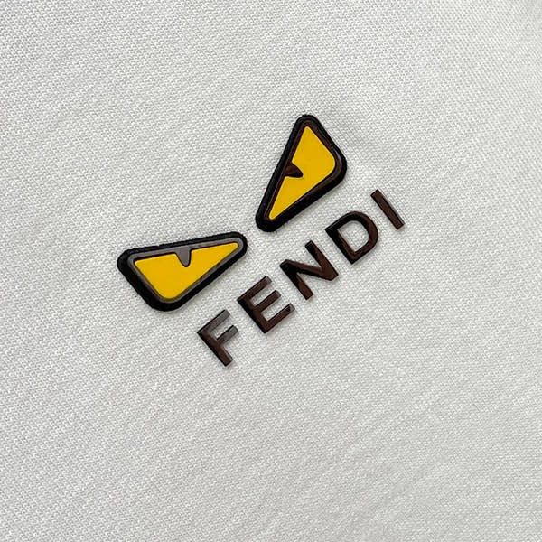 大人気!フェンディ バッグ バグズ 半袖Tシャツ 偽物 ロゴ刺繍 fec33296