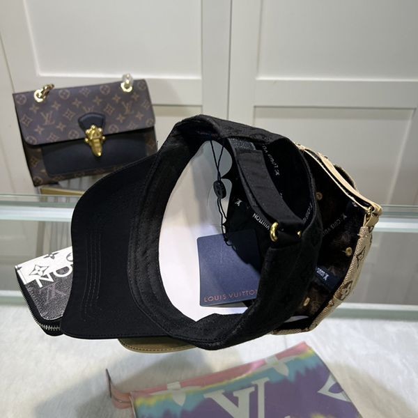 【スポーティスタイル】ルイヴィトン LV シグネチャー キャップ 偽物 M7282M