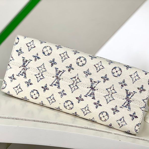 大人気!ルイヴィトン オンザゴー コピー MM モノグラム刺繍 トートバッグ M24708