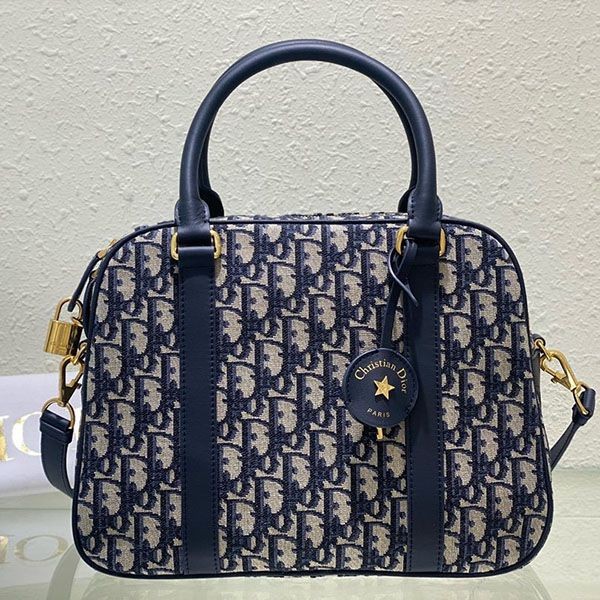 絶対欲しい!ディオール ボウリングバッグ ラージ 444S15AM779