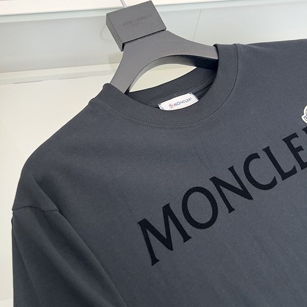 着心地の良い モンクレール コピーロゴ コットン クルーネック Tシャツ moh72542