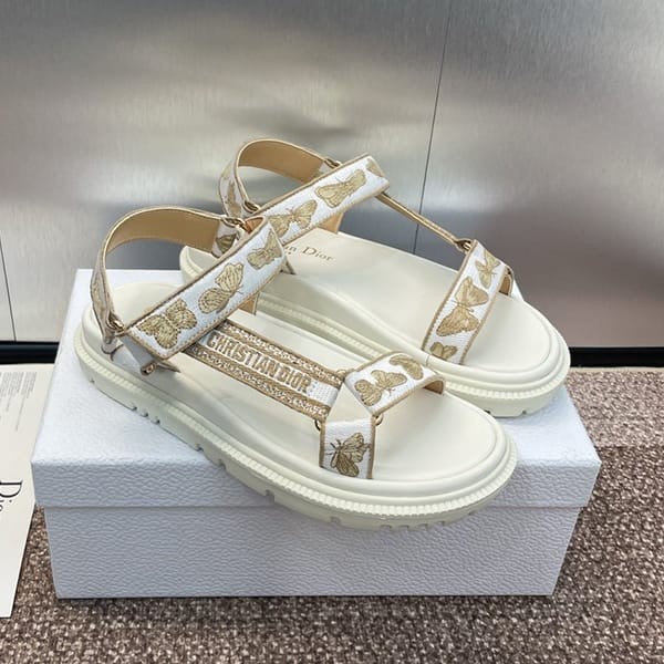 高品質ディオール 偽物 d-wave 蝶の刺繍が サンダル 3色 kcq916dlus09w