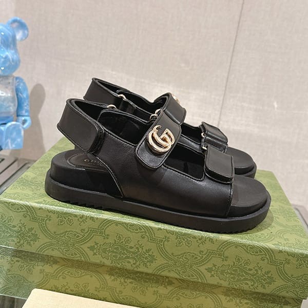 超希少!グッチ スーパーコピー モリッツGGレザーサンダル guq28177