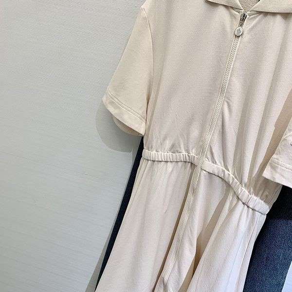 注目★ギフトに最適♪モンクレール 半袖ワンピース スーパーコピー mop89486