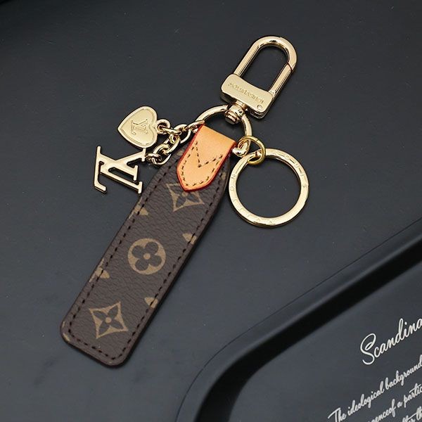 ルイヴィトン ギフトハートが可愛い コピー キーホルダー vuh82661