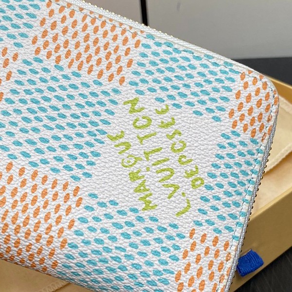 【爽やかで夏らしい★】ルイヴィトン ダミエ カードケース 折りたたみ財布 長財布 コピー 3仕様 n40678