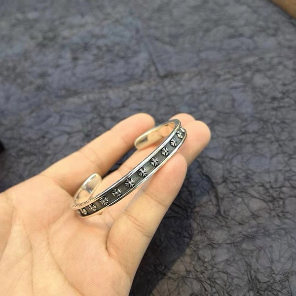 稀少 クロムハーツ コピー シルバーレトロサイコロ ブレスレット Kuu94517
