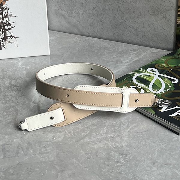高品質♪♪ロエベ ショルダーストラップ スーパーコピー loa45292