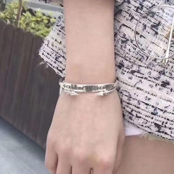 クロムハーツ シルバーブレスレット コピー ユニセックス Kuj38758