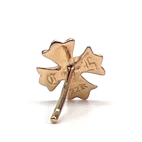 大人気!クロムハーツ 22K ゴールド CHプラス エメラルド ピアス 偽物
