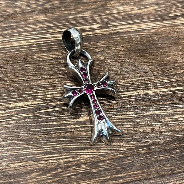 クロムハーツ ベイビー ファット クロス ブラック ルビー RUBY Kug62866