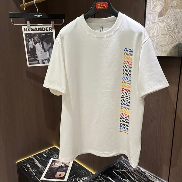 一目惚れ♪ディオール スーパーコピー Multi ロゴ入り Tシャツ 2色 def36009