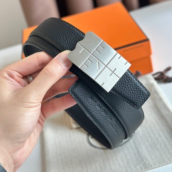 大人気!エルメス スーパーコピー リバーシブルベルト erm05330
