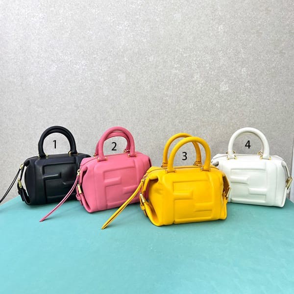 フェンディ スーパーコピー  FF Cube レザー ミニバッグ 4色 fey57620